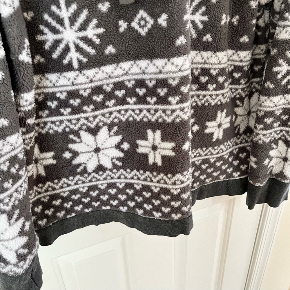 pajamagram Cozy Hoodie Sweatshirt. Large. - Picture 3 of 9